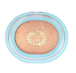 Lovely La Vie En Rose Baked Blusher wypiekany róż do twarzy