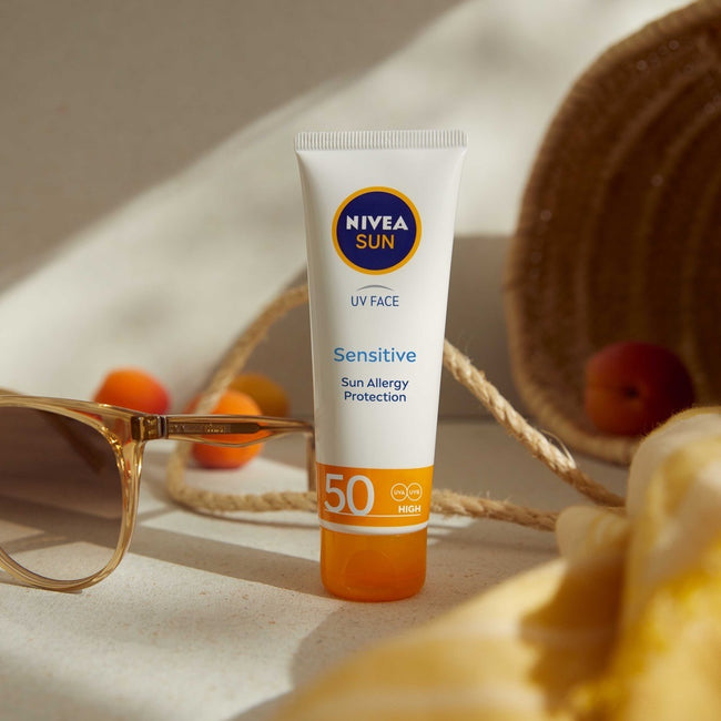 Nivea Sun Sensitive krem ochronny do twarzy dla skóry wrażliwej SPF50 50ml
