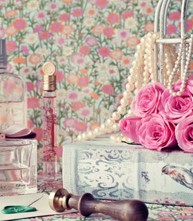 Perfumy vintage -  lata 70, 80 - kultowe stare i ponadczasowe zapachy