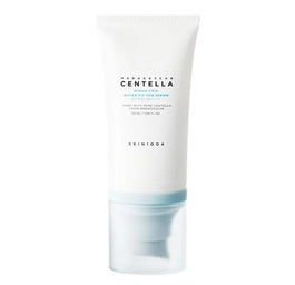 SKIN1004 Madagascar Centella Hyalu-Cica Water-Fit Sun Serum lekki nawilżający krem przeciwsłoneczny SPF50+ PA++++ 50ml