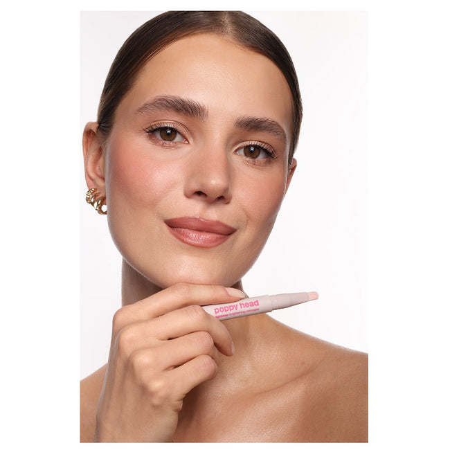 Poppy Head Lightmap korektor rozświetlająco-modelujący