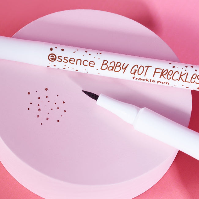 Essence Baby Got Freckles pisak do piegów