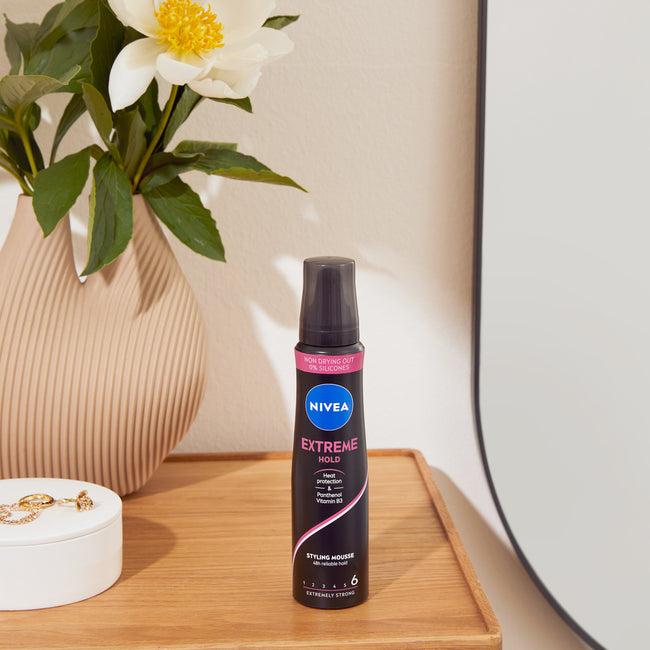Nivea Extreme Hold pianka do włosów 150ml