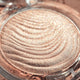 Catrice Aura Glam Bouncy Highlighter rozświetlacz do twarzy 6.4g