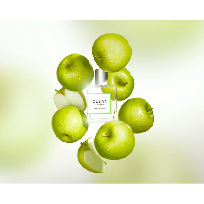 Clean Classic Apple Blossom woda perfumowana spray