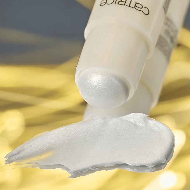Catrice Glass Like Highlighter Stick rozświetlacz w sztyfcie
