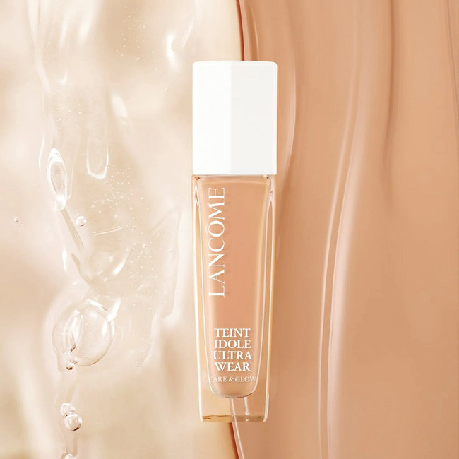 Lancome Teint Idole Ultra Wear Care & Glow pielęgnujący i nawilżający podkład w płynie SPF25