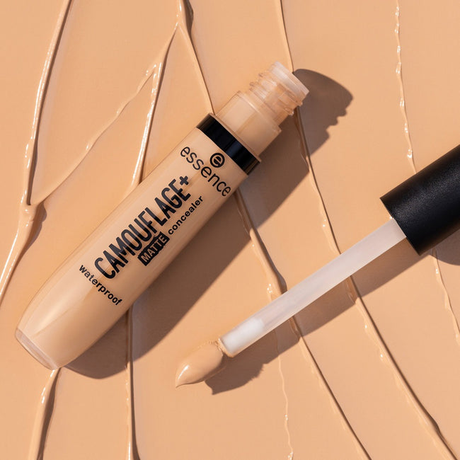 Essence Camouflage+ Matte korektor matujący 8ml