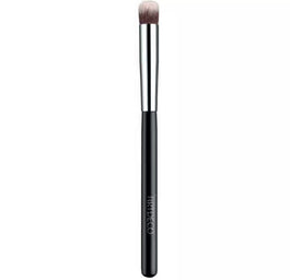 Artdeco Concealer & Camouflage Brush pędzel do korektora i kamuflażu