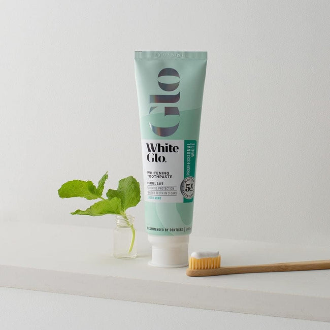 White Glo Professional White Toothpaste wybielająca pasta do zębów Fresh Mint 115g