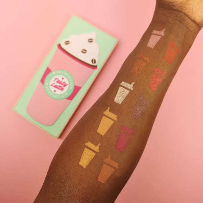 Makeup Revolution I Heart Revolution Tasty Eyeshadow Palette paleta cieni do powiek