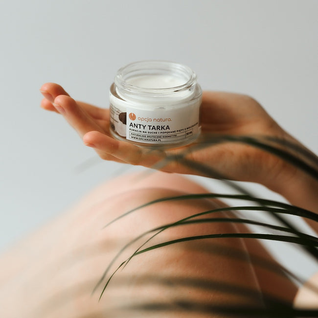 Opcja Natura Anty Tarka kuracja na suche i popękane pięty z mocznikiem 50ml