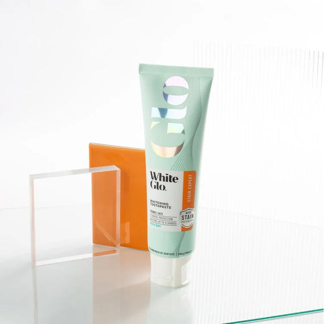 White Glo Stain Expert wybielająca pasta do zębów 115g