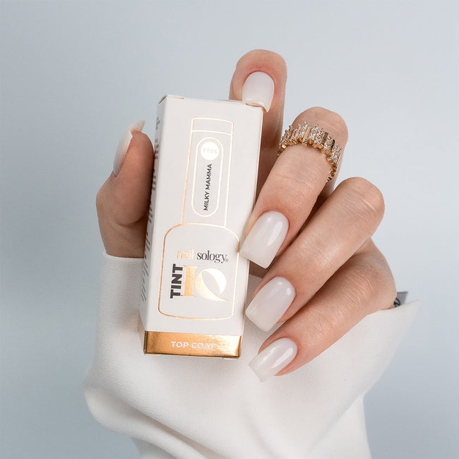 Clavier Nailsology Tint IQ Top Coat top hybrydowy TT05 Milky Mamma 8ml