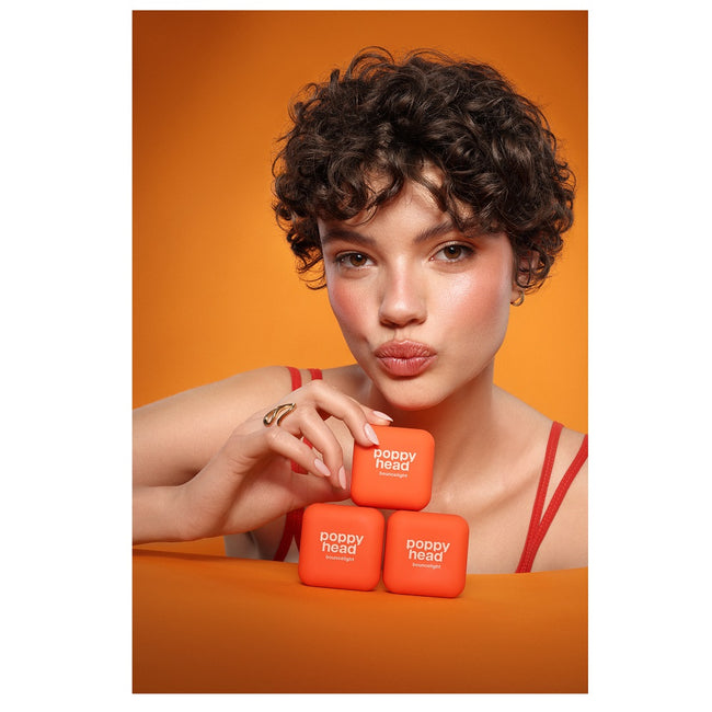 Poppy Head Bouncelight kremowy produkt rozświetlający