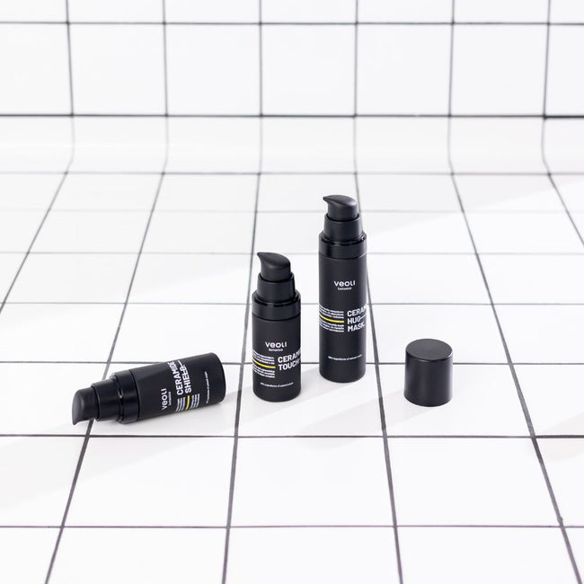 Veoli Botanica Ceramide Hug Mask ultraregenerująca maska ceramidowa z 3% kompleksem ceramidów 1% ekstraktem z wąkroty azjatyckiej i trehalozą 50ml