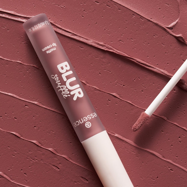 Essence Blur Souffle Matte Lip Cream matowa pomadka do us