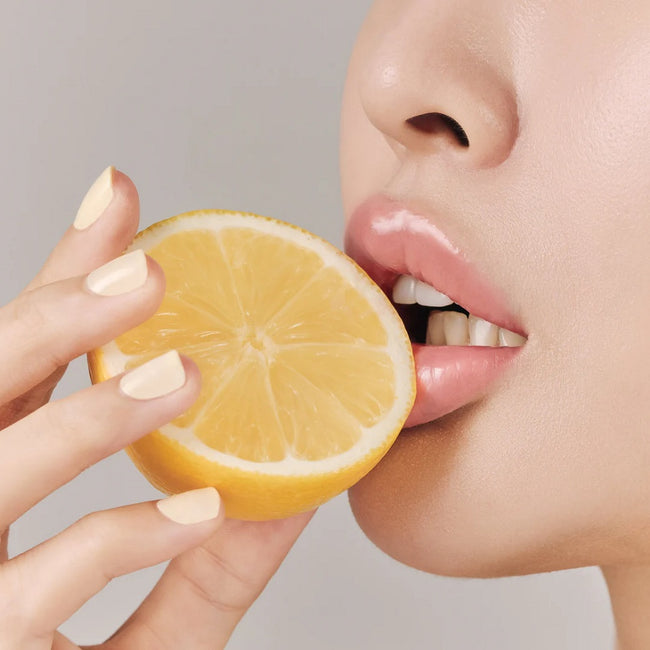 Hwarang' Yuja Sweet Lip Volumizer balsam do ust poprawiający objętość 15ml