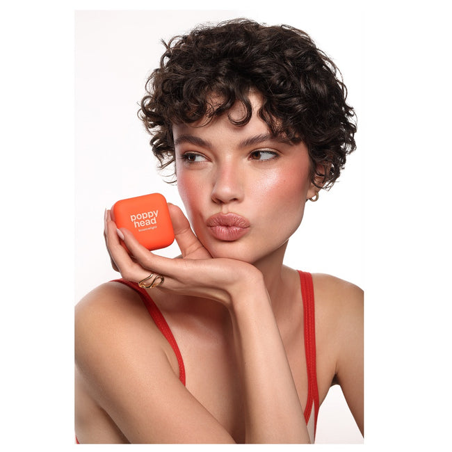 Poppy Head Bouncelight kremowy produkt rozświetlający