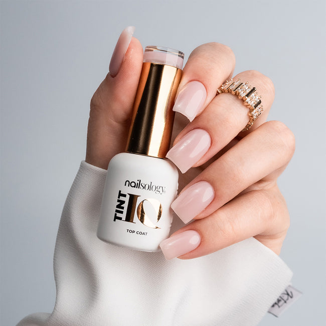 Clavier Nailsology Tint IQ Top Coat top hybrydowy TT01 Iconic Pink 8ml