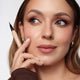 LOVRO Shimmer Eyeliner błyszczący płynny eyeliner 0.6g