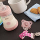 Chicco Lovely Baby Girl zestaw butelka antykolkowa Perfect 5 150ml + smoczek Physioforma Mini Soft + tasiemka do smoczka