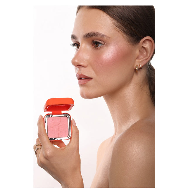 Poppy Head Bouncelight kremowy produkt rozświetlający