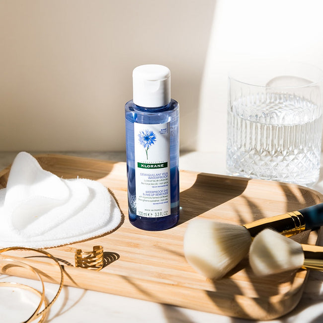 Klorane Waterproof Eye Make-Up Remover płyn do demakijażu wodoodpornego makijażu z chabrem 100ml
