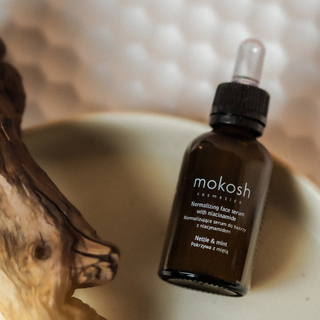 Mokosh Normalizujące serum z niacynamidem Pokrzywa z miętą 30ml