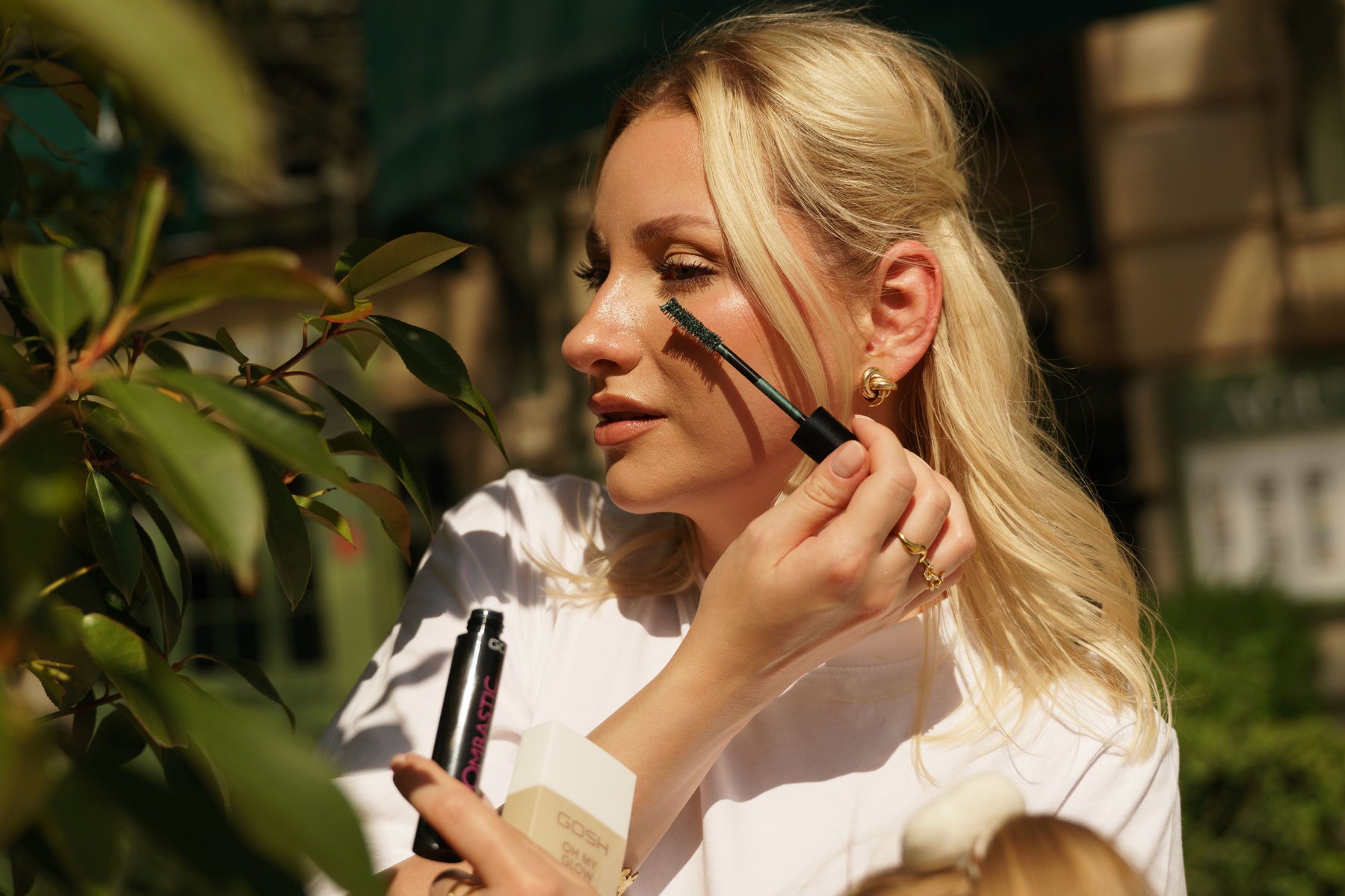 FULL GLAM CZY CLEAN GIRL?