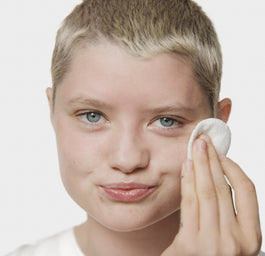 Clinique Clarifying Lotion 2 płyn złuszczający do twarzy dla skóry mieszanej w kierunku suchej 400ml