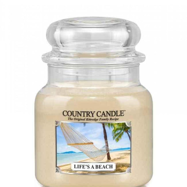 Country Candle Średnia świeca zapachowa z dwoma knotami Life's A Beach 453g