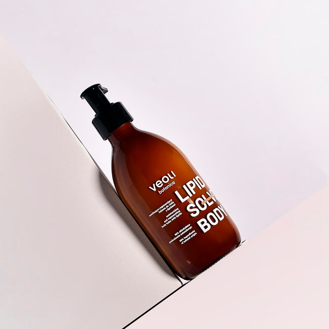 Veoli Botanica Lipid Solve Body nawilżająco-regenerujący balsam do ciała z lipidami 290ml