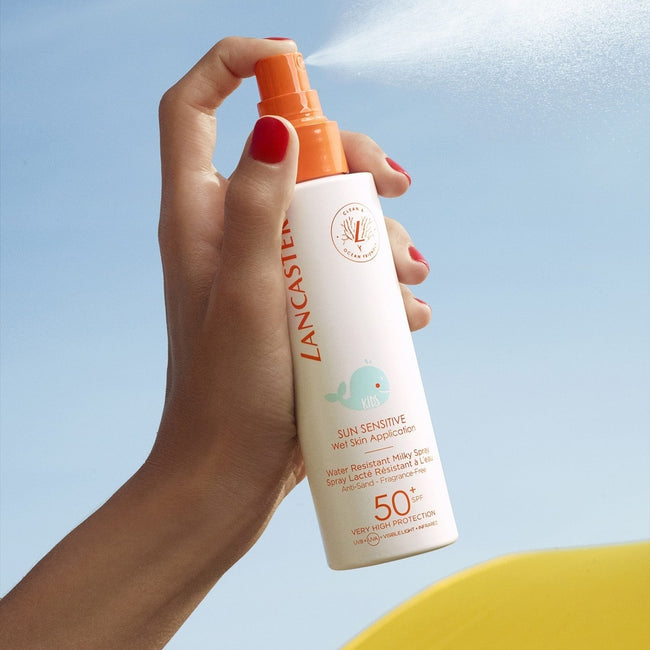 Lancaster Sun Sensitive Milky Spray for Kids SPF50+ mleczny spray do opalania dla dzieci 150ml