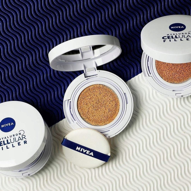 Nivea Hyaluron Cellular Filler 3in1 Care Cushion pielęgnujący krem-podkład w poduszce SPF15 02 Medium 15g