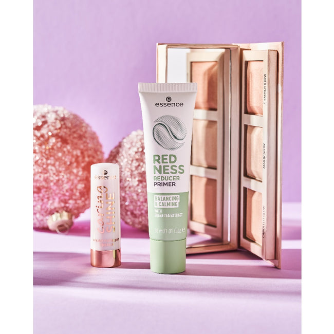Essence Redness Reducer Primer baza pod makijaż redukująca zaczerwienienia 30ml