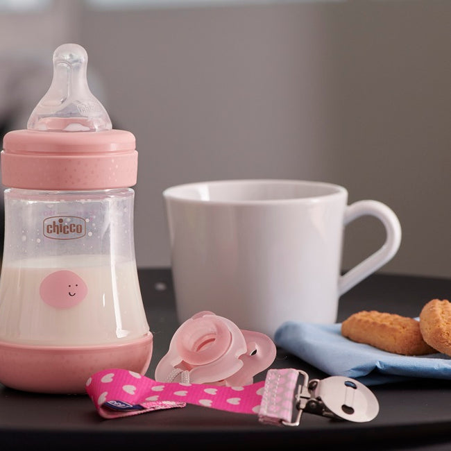 Chicco Lovely Baby Girl zestaw butelka antykolkowa Perfect 5 150ml + smoczek Physioforma Mini Soft + tasiemka do smoczka
