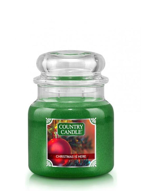 Country Candle Średnia świeca zapachowa z dwoma knotami Christmas Is Here 453g