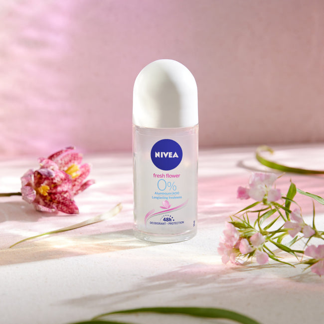 Nivea Fresh Flower dezodorant w kulce 50ml